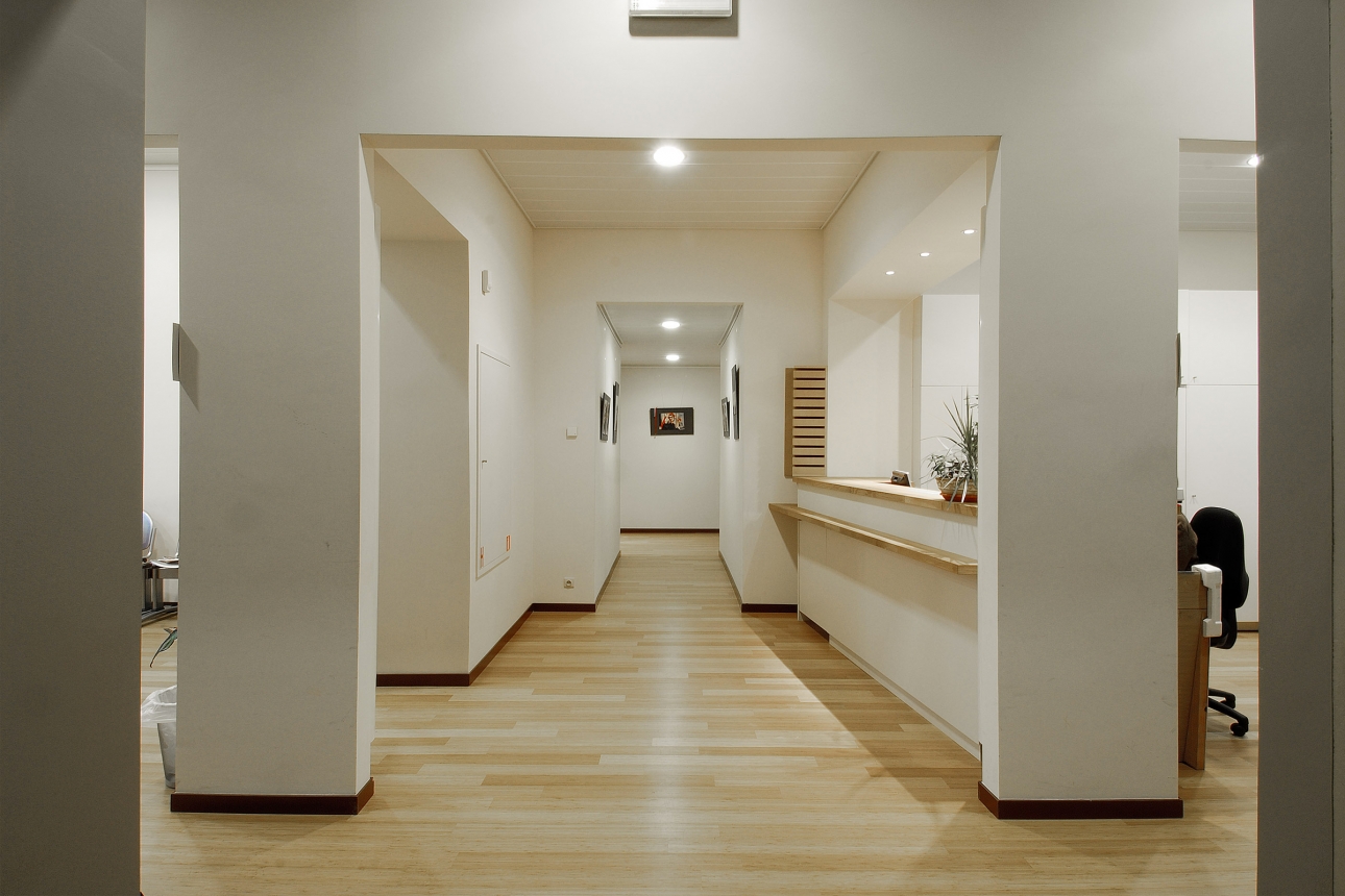 Aclalmand Cabinet Europe