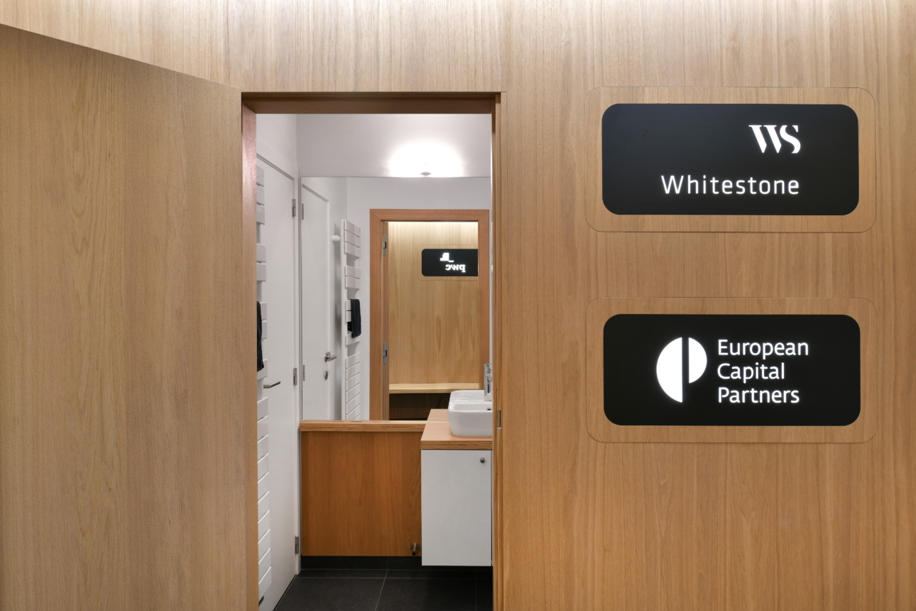 Aclalmand Bureaux whitestone