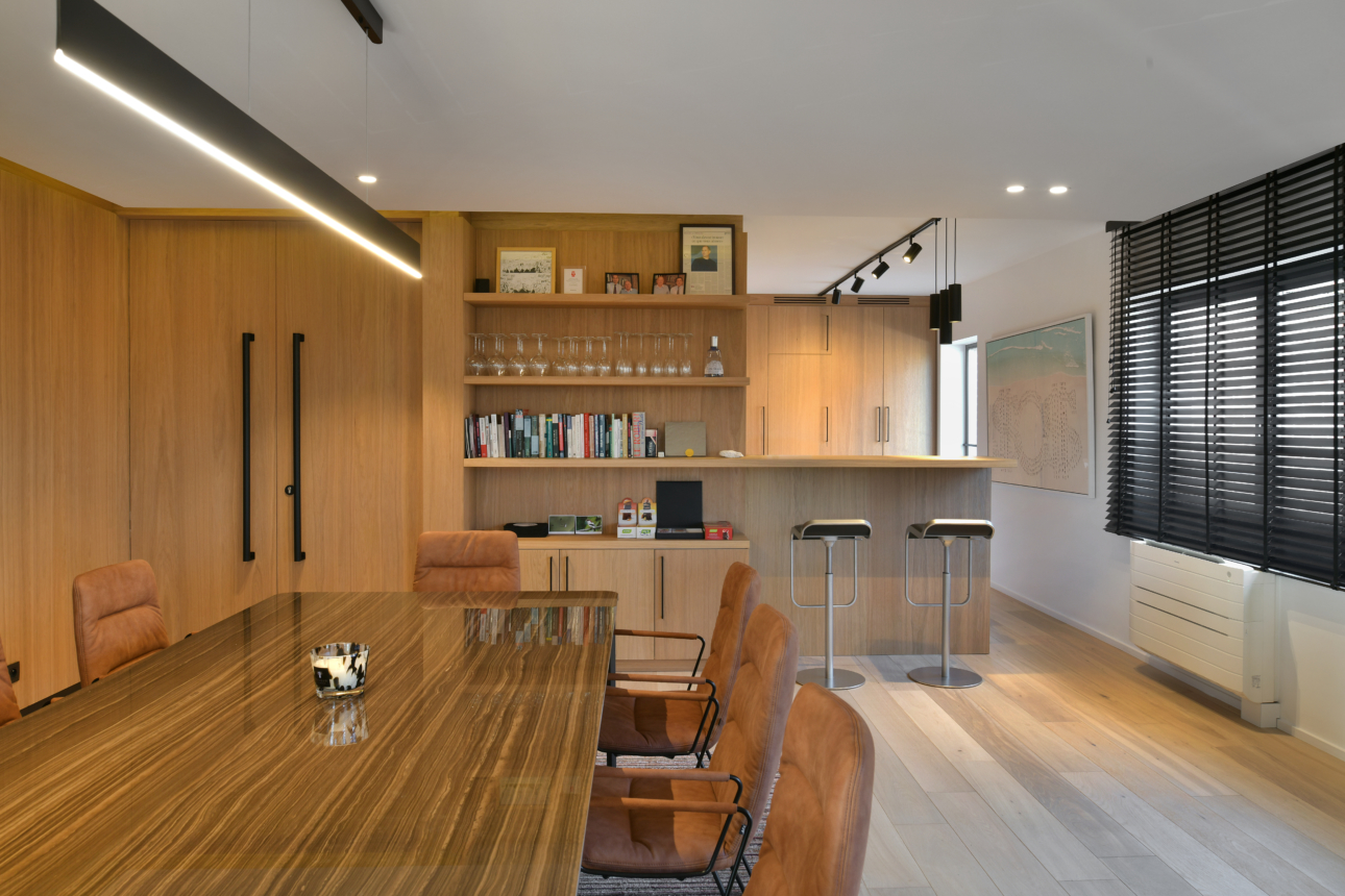 Aclalmand Bureaux whitestone